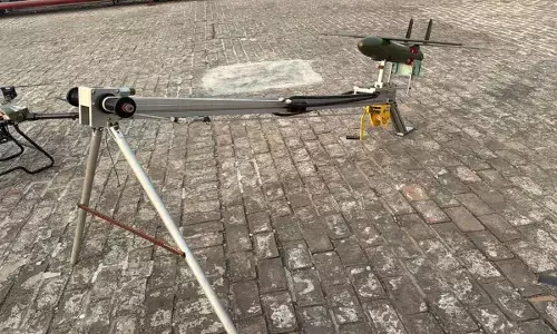 Delhi Car Blast:ఉగ్రవాది డానిష్ ఫోన్లో బయటపడ్డ డ్రోన్ ఫోటోలు, వీడియోలు Delhi Car Blast:ఉగ్రవాది డానిష్ ఫోన్లో బయటపడ్డ డ్రోన్ ఫోటోలు, వీడియోలు