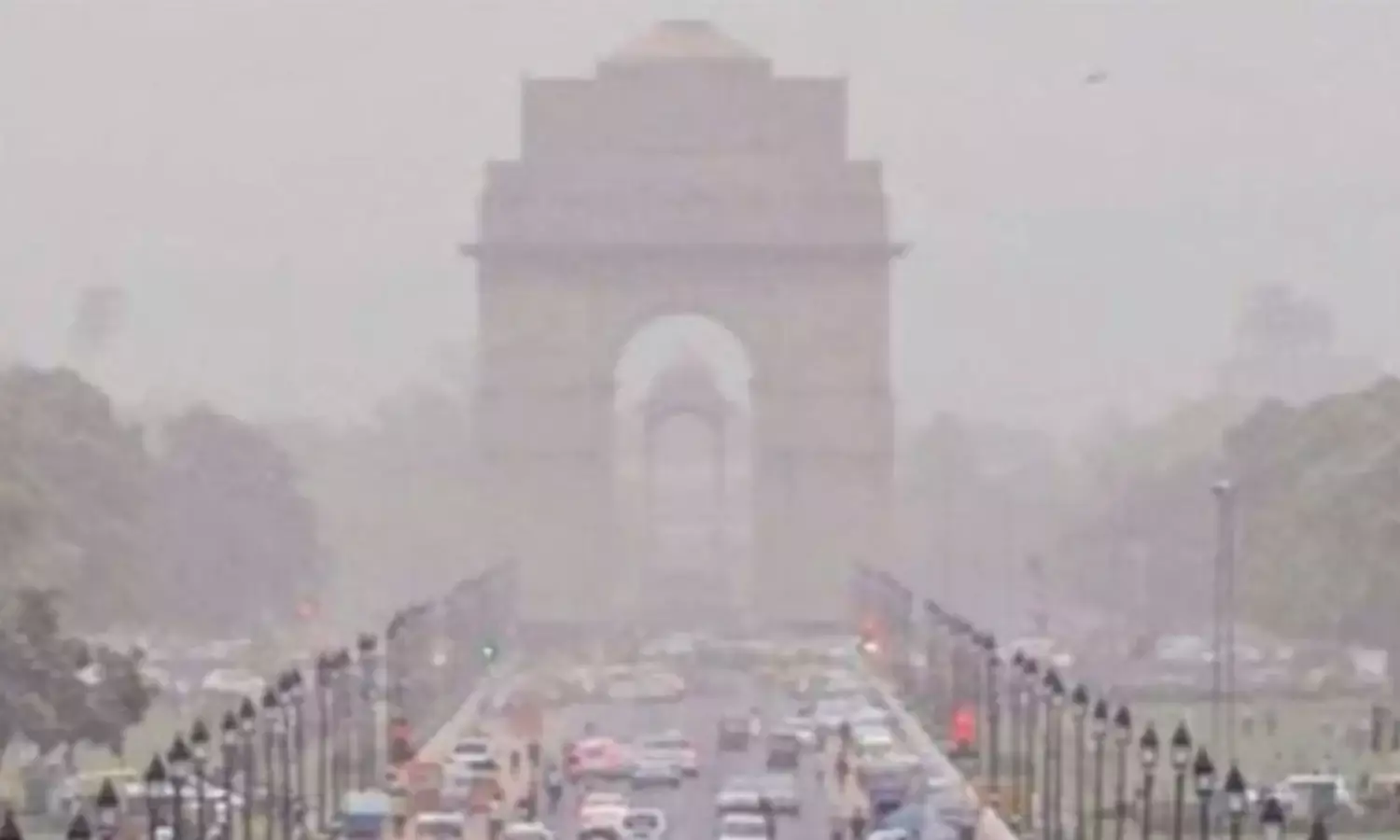 Air Pollution : గ్యాస్‌ మాస్కులతో పార్లమెంట్‌కు ఎంపీలు