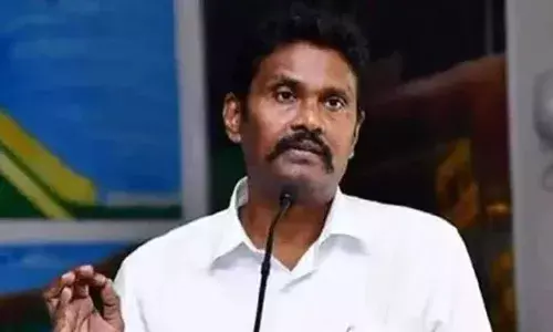 PV Sunil : పీవీ సునీల్ వెనక వైసిపి.. జగన్ మెప్పుకోసమేనా..? PV Sunil : పీవీ సునీల్ వెనక వైసిపి.. జగన్ మెప్పుకోసమేనా..?