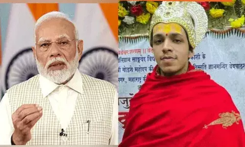 Vedamurti Devavrat: ప్రధాని ప్రశంసలందుకున్న 19 ఏళ్ల వేద పండితుడు.. ఎవరీ దేవవ్రత్..