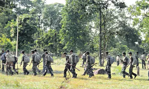Bijapur Encounter: కాల్పుల మోతతో దద్దరిల్లిన ఛత్తీస్గఢ్ Bijapur Encounter: కాల్పుల మోతతో దద్దరిల్లిన ఛత్తీస్గఢ్