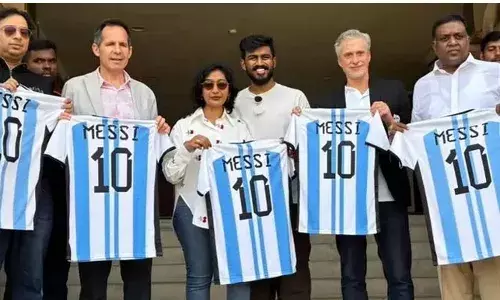 MESSI: మెస్సీ రాక కోసం సిద్ధమవుతున్న హైదరాబాద్