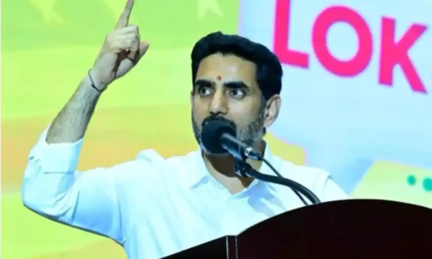 LOKESH: రెడ్ బుక్ తన పని తాను చేసుకుపోతోంది LOKESH: రెడ్ బుక్ తన పని తాను చేసుకుపోతోంది