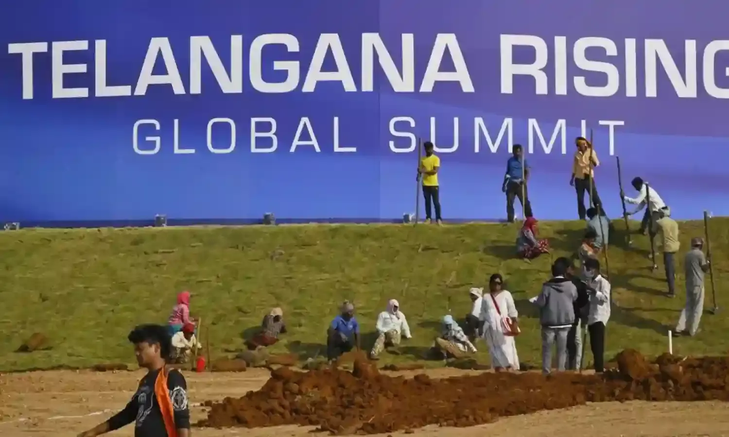 Telangana Global Summit : గ్లోబల్ సమ్మిట్ కు భారీ ఏర్పాట్లు.... Telangana Global Summit : గ్లోబల్ సమ్మిట్ కు భారీ ఏర్పాట్లు....