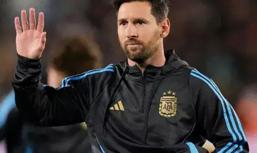 MESSI: రేపు హైదరాబాద్కు ది గోట్ మెస్సీ MESSI: రేపు హైదరాబాద్కు ది గోట్ మెస్సీ