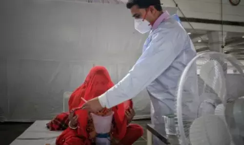 Supreme Court:  అలా మరణించిన  ప్రైవేట్‌ వైద్యుల కుటుంబాలు పీఎంజీకేవైకి అర్హులే: సుప్రీం