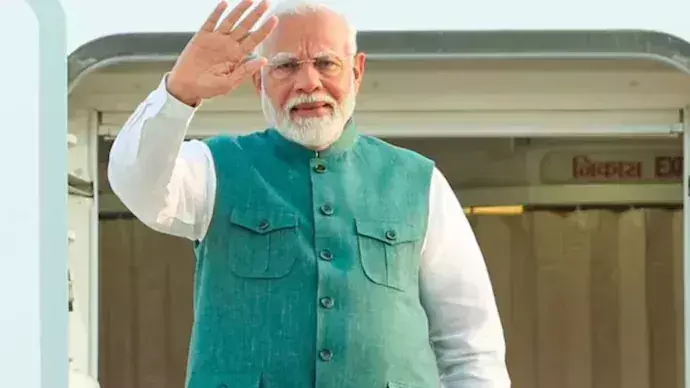PM Modi: నేటి నుంచి 3 విదేశాల్లో మోడీ పర్యటన, వాణిజ్య ఒప్పందాలు కుదుర్చుకోనున్న భారత్ PM Modi: నేటి నుంచి 3 విదేశాల్లో మోడీ పర్యటన, వాణిజ్య ఒప్పందాలు కుదుర్చుకోనున్న భారత్
