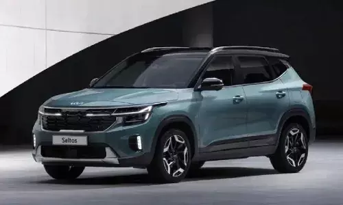 Kia Seltos Hybrid : కియా సెల్టోస్ హైబ్రిడ్ లాంచ్ డేట్ ఫిక్స్..ఇక ఆ ఎస్యూవీలతో గట్టి పోటీ తప్పదు. Kia Seltos Hybrid : కియా సెల్టోస్ హైబ్రిడ్ లాంచ్ డేట్ ఫిక్స్..ఇక ఆ ఎస్యూవీలతో గట్టి పోటీ తప్పదు.