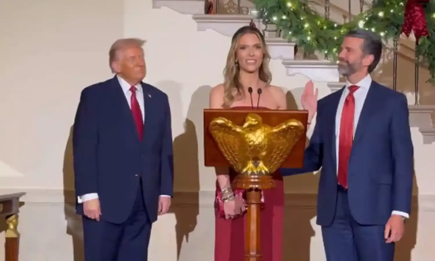 Trump Jr: ప్రియురాలు ఆండర్సన్తో ట్రంప్ జూనియర్ నిశ్చితార్థం Trump Jr: ప్రియురాలు ఆండర్సన్తో ట్రంప్ జూనియర్ నిశ్చితార్థం