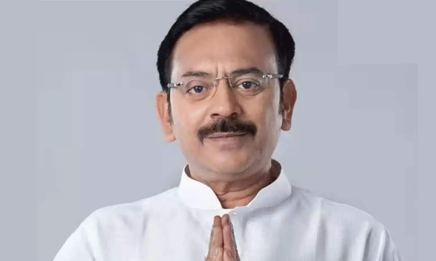 కోల్కతాలో మెస్సీ ఈవెంట్ గందరగోళం.. క్రీడా మంత్రి రాజీనామా.. కోల్కతాలో మెస్సీ ఈవెంట్ గందరగోళం.. క్రీడా మంత్రి రాజీనామా..