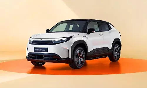 Toyota EV : టయోటా నుంచి మరో ఎలక్ట్రిక్ సెన్సేషన్..ఒక్కసారి ఛార్జ్ చేస్తే 500 కిలోమీటర్లు.