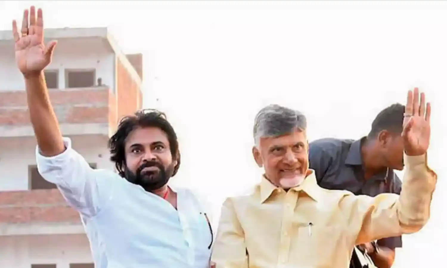 CBN: పవన్ కల్యాణ్ ది గ్రేట్: చంద్రబాబు CBN: పవన్ కల్యాణ్ ది గ్రేట్: చంద్రబాబు