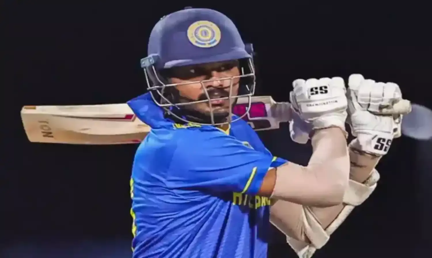 IPL: ఐపీఎల్లో కరీంనగర్ కుర్రాడు IPL: ఐపీఎల్లో కరీంనగర్ కుర్రాడు