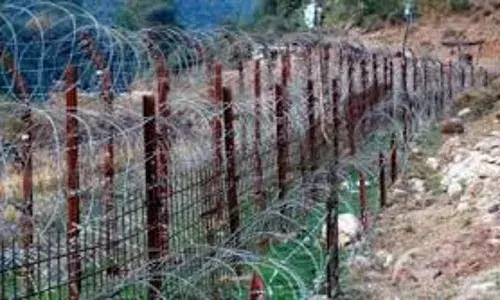 pakistan : తండ్రితో గొడవపడి పీవోకే నుంచి భారత్లోకి ప్రవేశించిన మహిళ! pakistan : తండ్రితో గొడవపడి పీవోకే నుంచి భారత్లోకి ప్రవేశించిన మహిళ!