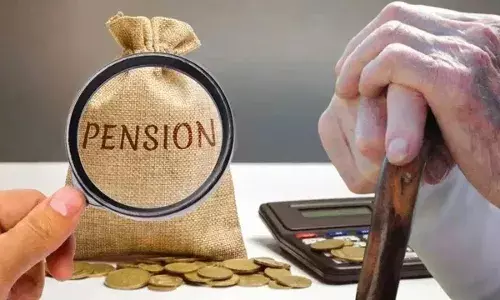 EPS-95 Pension : ఈపీఎస్ పెన్షన్ పెంపు ఎందుకు ఆలస్యం ? రూ.7,500 ఎప్పటి నుంచి వస్తాయి?