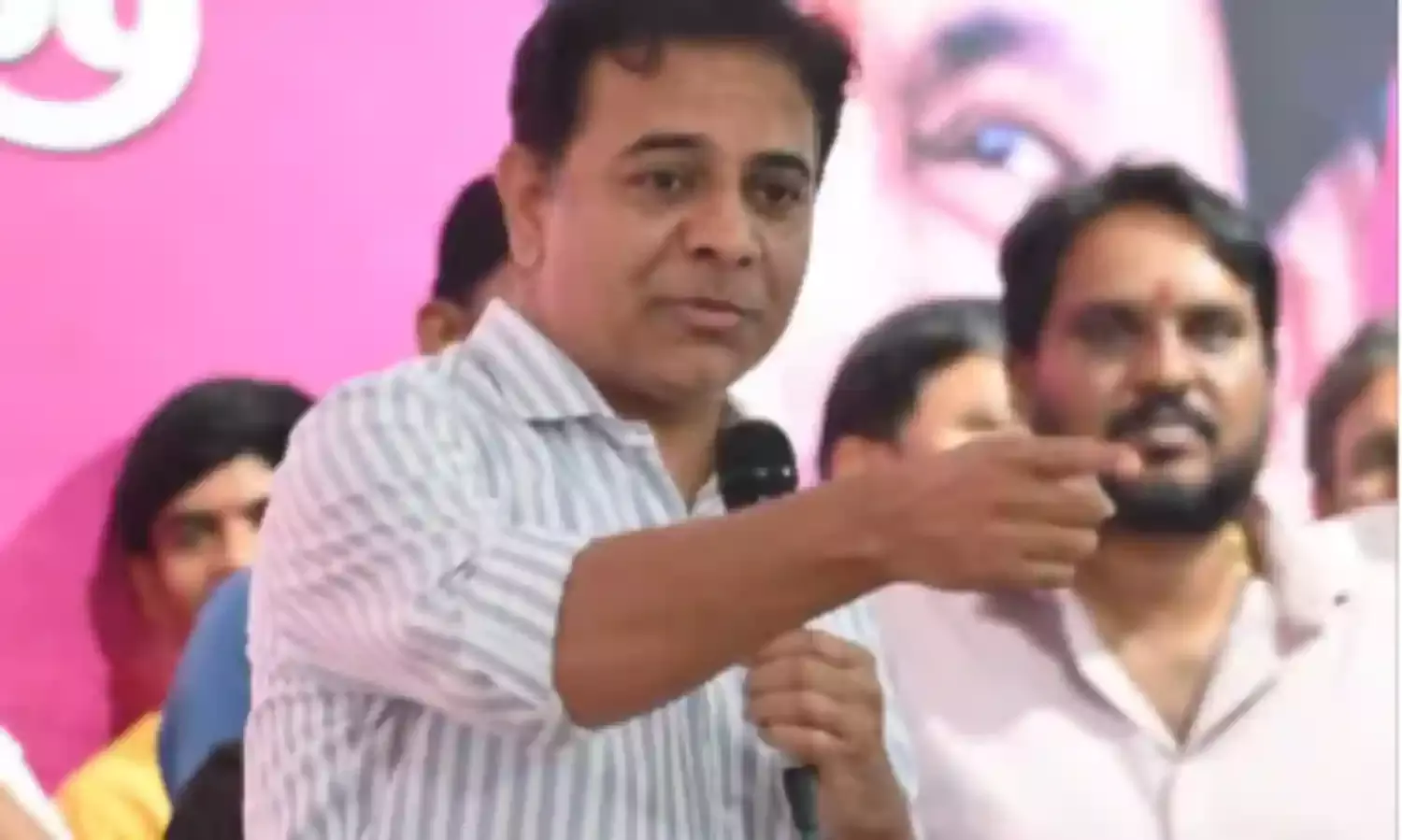 KTR: రేవంత్ తీరు చూస్తే చెప్పుతో కొట్టాలనిపిస్తుంది