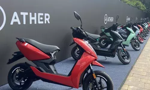 Ather Energy : కొత్త ఏడాది కస్టమర్లకు షాక్.. జనవరి 1 నుంచి పెరగనున్న ఎలక్ట్రిక్ స్కూటర్ల ధరలు.
