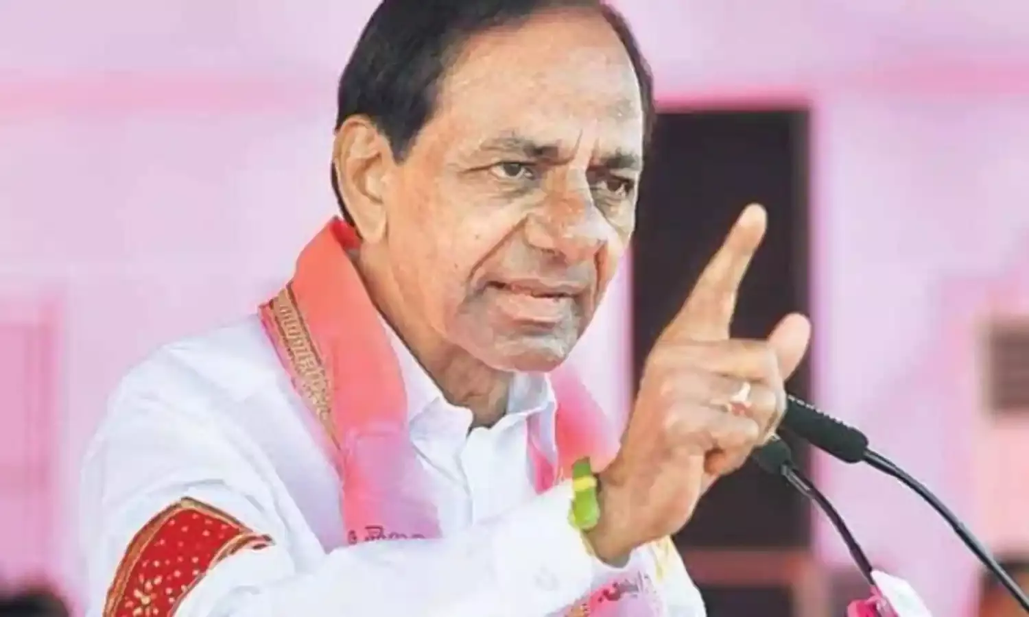 KCR : అసెంబ్లీలో సైలెంట్ గా కేసీఆర్.. ప్రతిసారి ఇంతేనా..