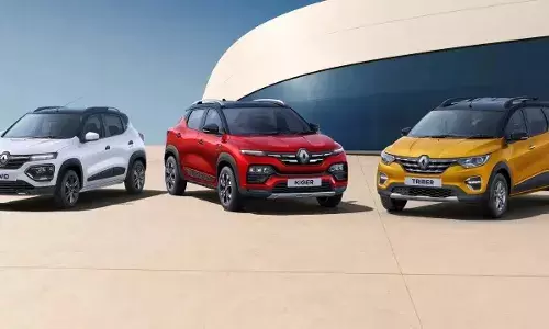 Renault India : రెనో కార్ల ధరలకి రెక్కలు.. కొత్త ఏడాదిలో కారు కొనాలంటే జేబుకి చిల్లు పడాల్సిందే!