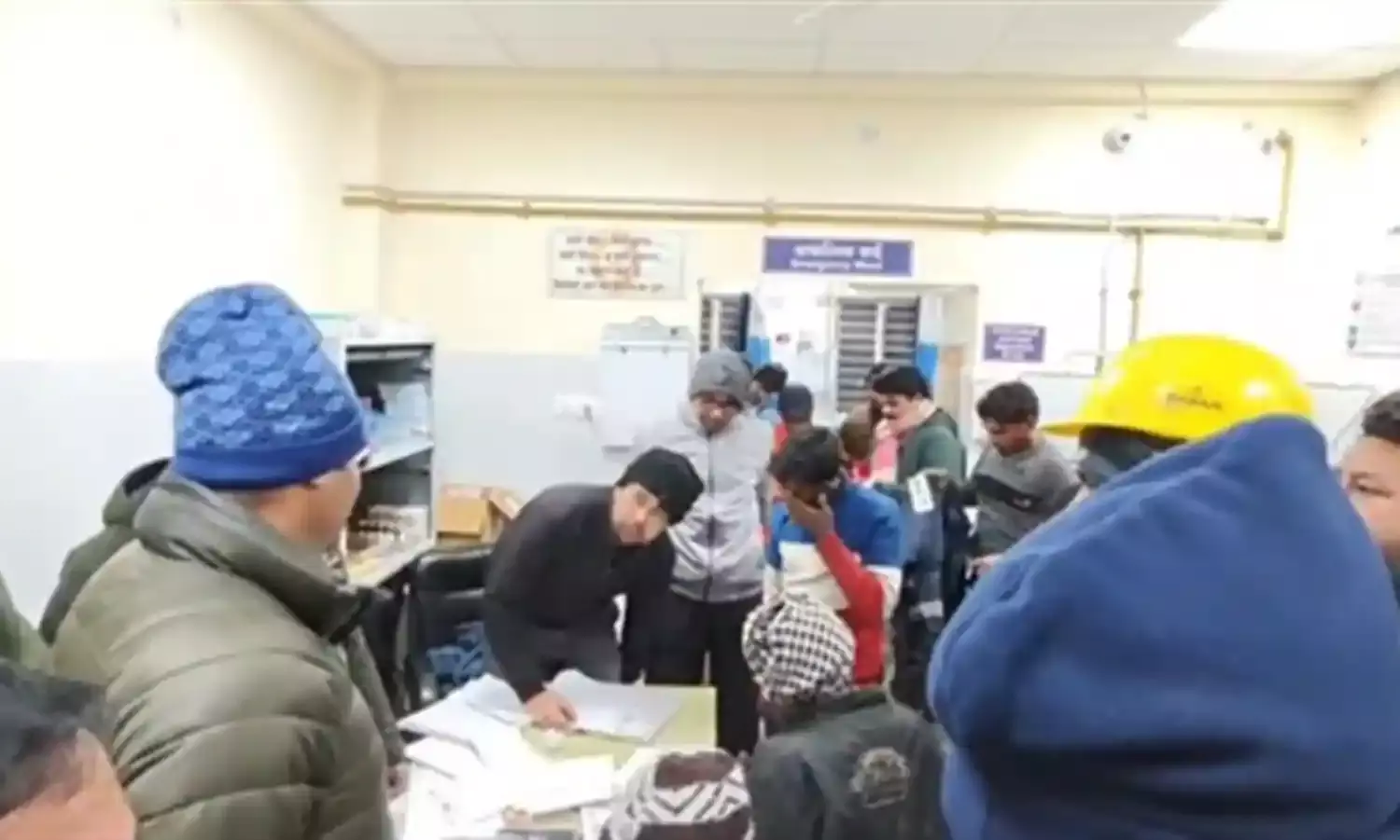 Uttarakhand: ఉత్తరాఖండ్‌లో రెండు లోకో రైళ్లు ఢీ.. 60 మందికి గాయాలు