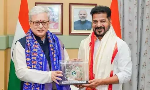 REVANTH: లోక్‌భవన్‌లో గవర్నర్‌ను కలిసిన సీఎం రేవంత్