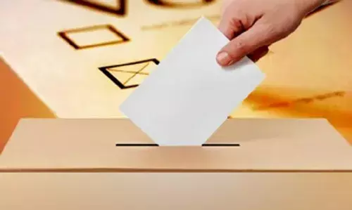 TG:బ్యాలెట్ పేపర్లతోనే మున్సిపల్ ఎన్నికలు!