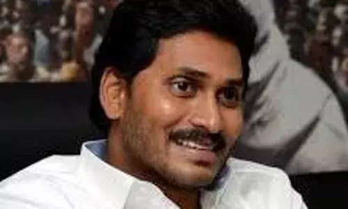 YS Jagan : అప్పుడు అడ్డుకుని.. ఇప్పుడు క్రెడిట్ కావాలా జగన్..! YS Jagan : అప్పుడు అడ్డుకుని.. ఇప్పుడు క్రెడిట్ కావాలా జగన్..!