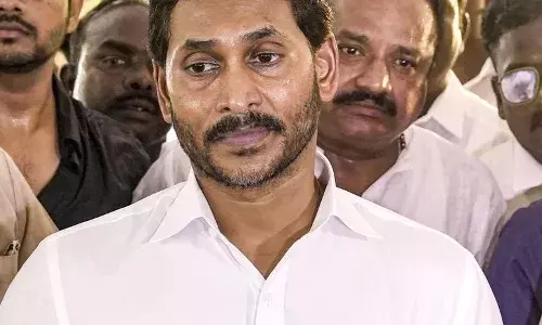 YSRCP : అసెంబ్లీని గౌరవించని వైసీపీ ఎమ్మెల్యేలు..!
