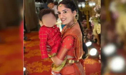 Hyderabad Crime: భర్తతో గొడవ.. చిన్నారికి విషమిచ్చి, తానూ తనువు చాలించి..