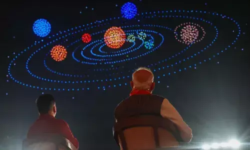 Modi at Somnath : సోమనాథ్ ఆలయంలో ప్రధాని మోడీ ప్రత్యేక పూజలు,అబ్బురపరిచిన డ్రోన్‌ షో