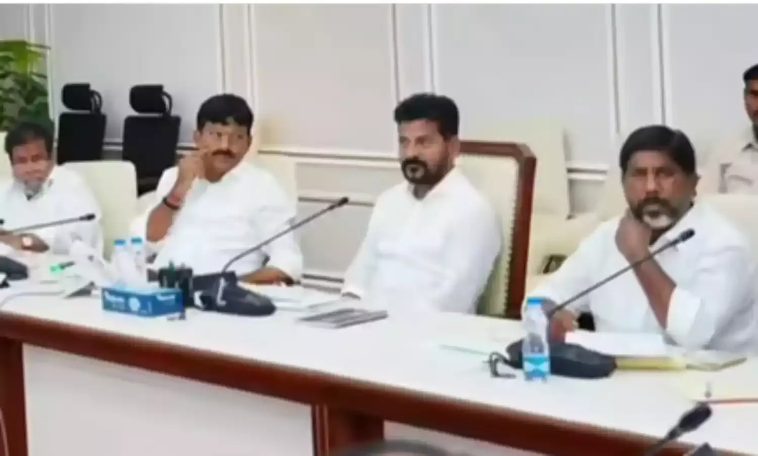 TG: తెలంగాణ చరిత్రలోనే తొలిసారి! TG: తెలంగాణ చరిత్రలోనే తొలిసారి!