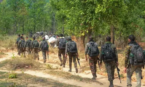 Chattisgarh: రూ. 2 లక్షల రివార్డుతో లొంగిపోయిన 29మంది నక్సలైట్లు..