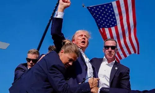 Trump-Iran: అప్పుడు గురి తప్పింది.. ఈసారి తప్పదు.. ట్రంప్కు బెదిరింపులు Trump-Iran: అప్పుడు గురి తప్పింది.. ఈసారి తప్పదు.. ట్రంప్కు బెదిరింపులు