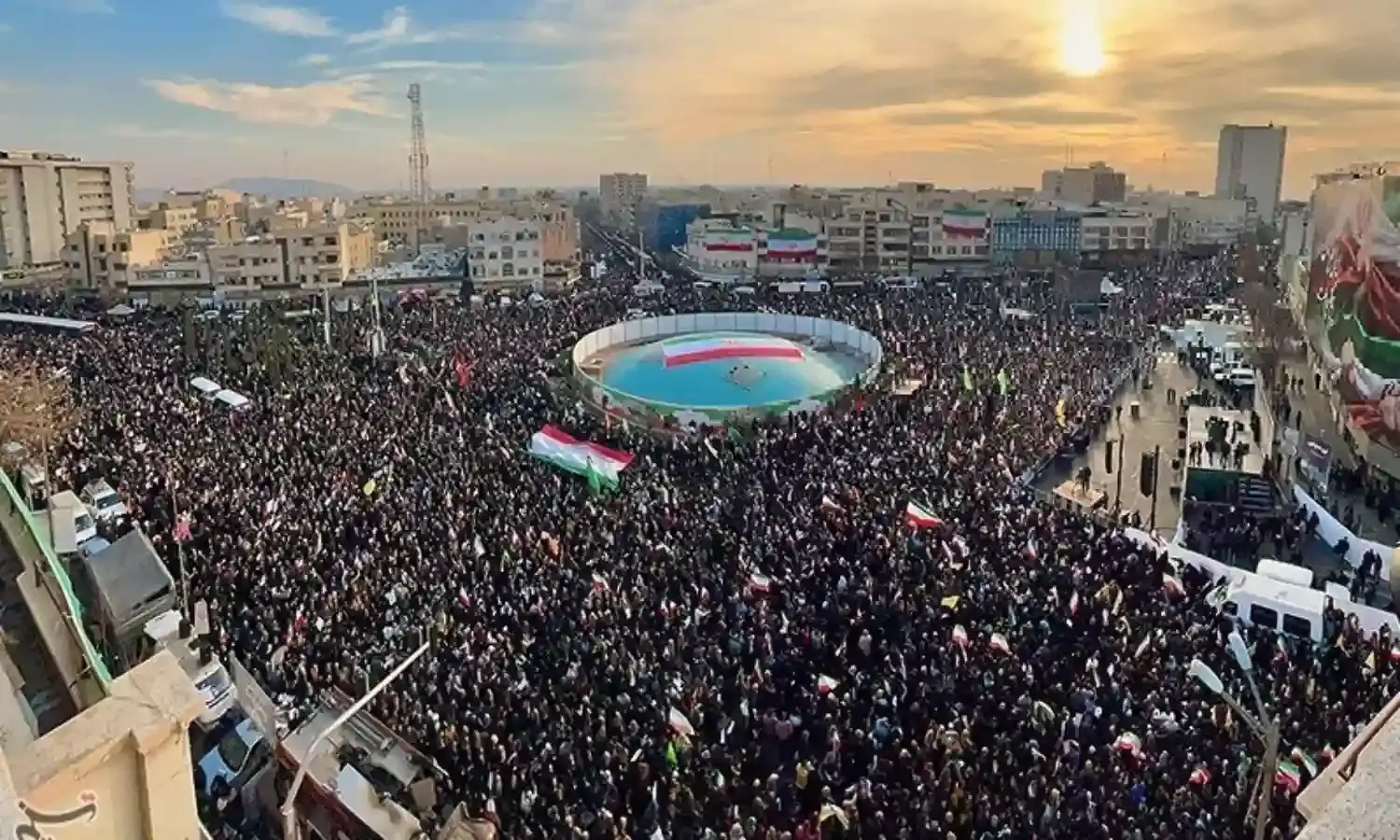 ఇరాన్ లో మారణహోమం.. ఆపకపోతే కష్టమే..!