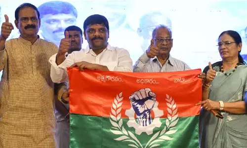 EC: తీన్మార్ మల్లన్న పార్టీకి గుర్తు కేటాయించిన ఈసీ