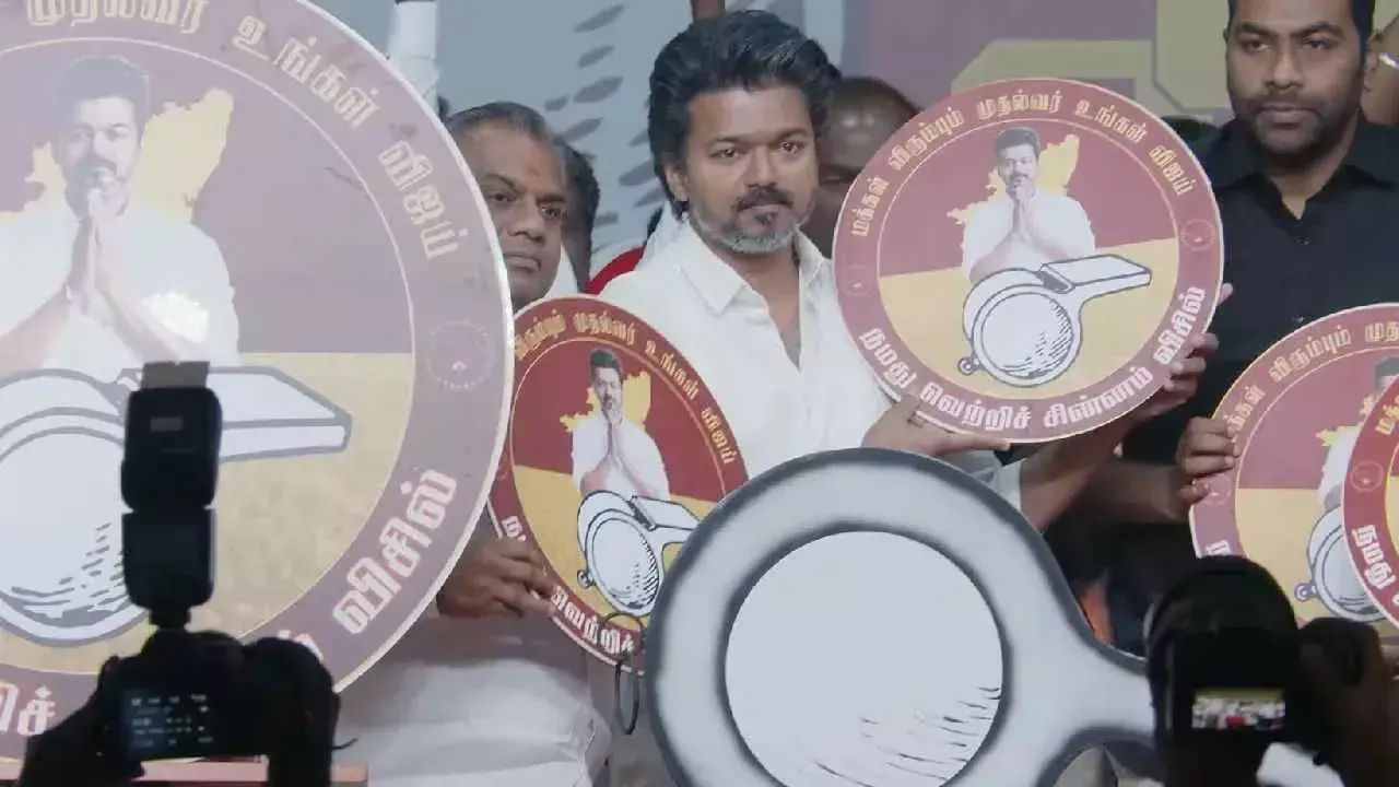 Vijay: ఎన్నికల్లో ఒంటరిగానే గెలుస్తాం.. టీవీకే విజయ్..