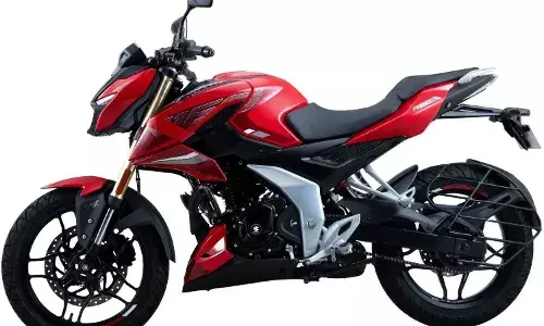 Bajaj Pulsar N160: బడ్జెట్ ధరలో డ్యూయల్ ఏబీఎస్ బైక్..లీటరు పెట్రోల్‌తో 60కిమీ ప్రయాణం.