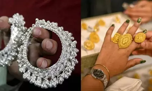 Gold Price : కేజీ వెండి రూ.7లక్షలు..తులం బంగారం రూ.3లక్షలు..ధరలు చూస్తే పిచ్చెక్కాల్సిందే. Gold Price : కేజీ వెండి రూ.7లక్షలు..తులం బంగారం రూ.3లక్షలు..ధరలు చూస్తే పిచ్చెక్కాల్సిందే.