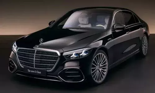 Mercedes-Benz S-Class: ఇది కారు కాదు..రోడ్డుపై నడిచే రాజమహల్..కొత్త మెర్సిడెస్ బెంజ్ ఎస్-క్లాస్ వచ్చేసింది. Mercedes-Benz S-Class: ఇది కారు కాదు..రోడ్డుపై నడిచే రాజమహల్..కొత్త మెర్సిడెస్ బెంజ్ ఎస్-క్లాస్ వచ్చేసింది.