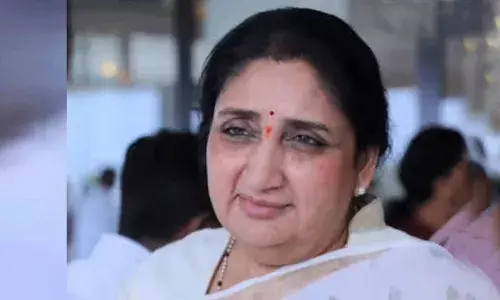 మహారాష్ట్ర తొలి మహిళా డిప్యూటీ సీఎంగా బాధ్యతలు చేపట్టనున్న సునేత్రా పవార్ మహారాష్ట్ర తొలి మహిళా డిప్యూటీ సీఎంగా బాధ్యతలు చేపట్టనున్న సునేత్రా పవార్