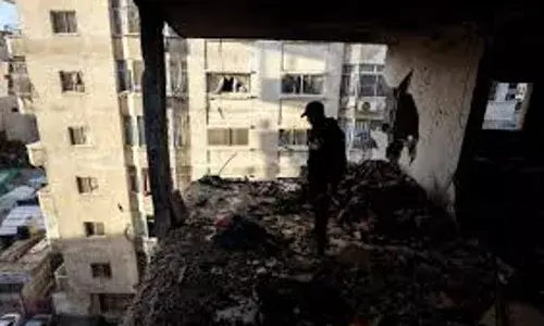 Israeli Airstrikes on Gaza: గాజాపై ఇజ్రాయెల్ వైమానిక దాడులు..