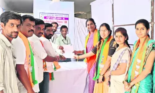 MUNICPAL POLL: ముగిసిన నామినేషన్ల పర్వం.. పార్టీలకు తప్పని రెబల్ పోరు