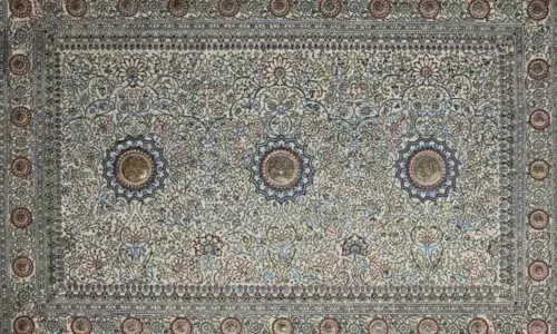 ఖతార్ మ్యూజియంలో ముత్యాలు, వజ్రాలతో అలంకరించబడిన భారతీయ కళాఖండం