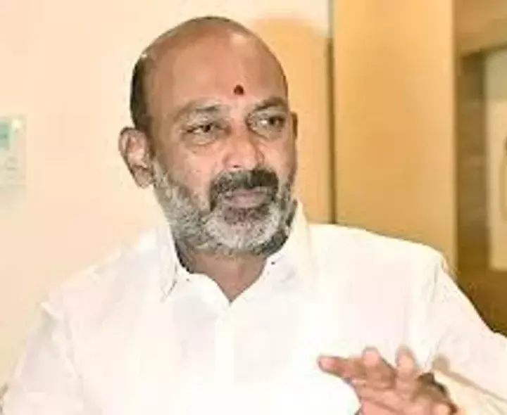 Karimnagar: బీజేపీ ధీమా.. ప్రత్యర్థుల వ్యూహాలు.. కరీంనగర్‌లో హైటెన్షన్