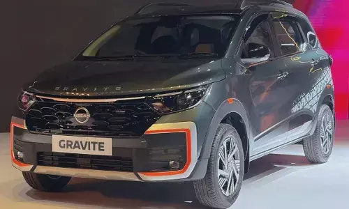Nissan Gravite : చరిత్రను తిరగరాసిన నిస్సాన్.. రూ. 5.65 లక్షలకే అదిరిపోయే 7-సీటర్ కారు. Nissan Gravite : చరిత్రను తిరగరాసిన నిస్సాన్.. రూ. 5.65 లక్షలకే అదిరిపోయే 7-సీటర్ కారు.