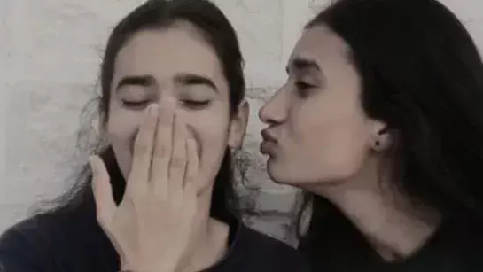 Jodhpur Sisters: పెళ్లికి కొన్ని గంటల ముందే ఇద్దరు అక్కాచెల్లెళ్ల ఆత్మహత్య Jodhpur Sisters: పెళ్లికి కొన్ని గంటల ముందే ఇద్దరు అక్కాచెల్లెళ్ల ఆత్మహత్య