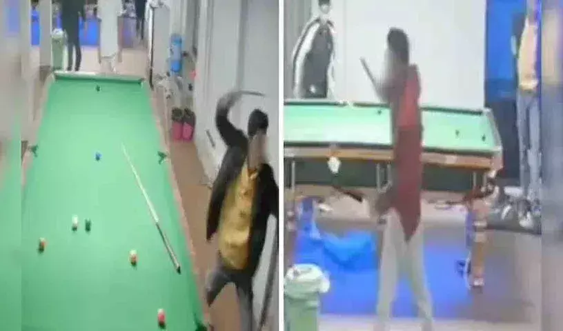 Bhopal: చెంపదెబ్బ కొట్టిండన్న కోపంతో బాలుడిపై మైనర్ల దాడి..!