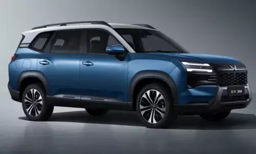 MG Starlight 560 : భారీ చక్రాలు.. అదిరిపోయే డిజైన్.. ఎంజీ స్టార్‌లైట్ 560 ఫీచర్లు చూస్తే ఫిదా అవ్వాల్సిందే.