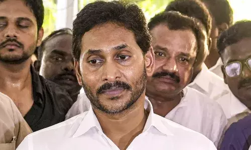 YS Jagan : బెడిసికొట్టిన జగన్ ప్లాన్.. సుప్రీంకోర్టు దాకా వెళ్లి..!