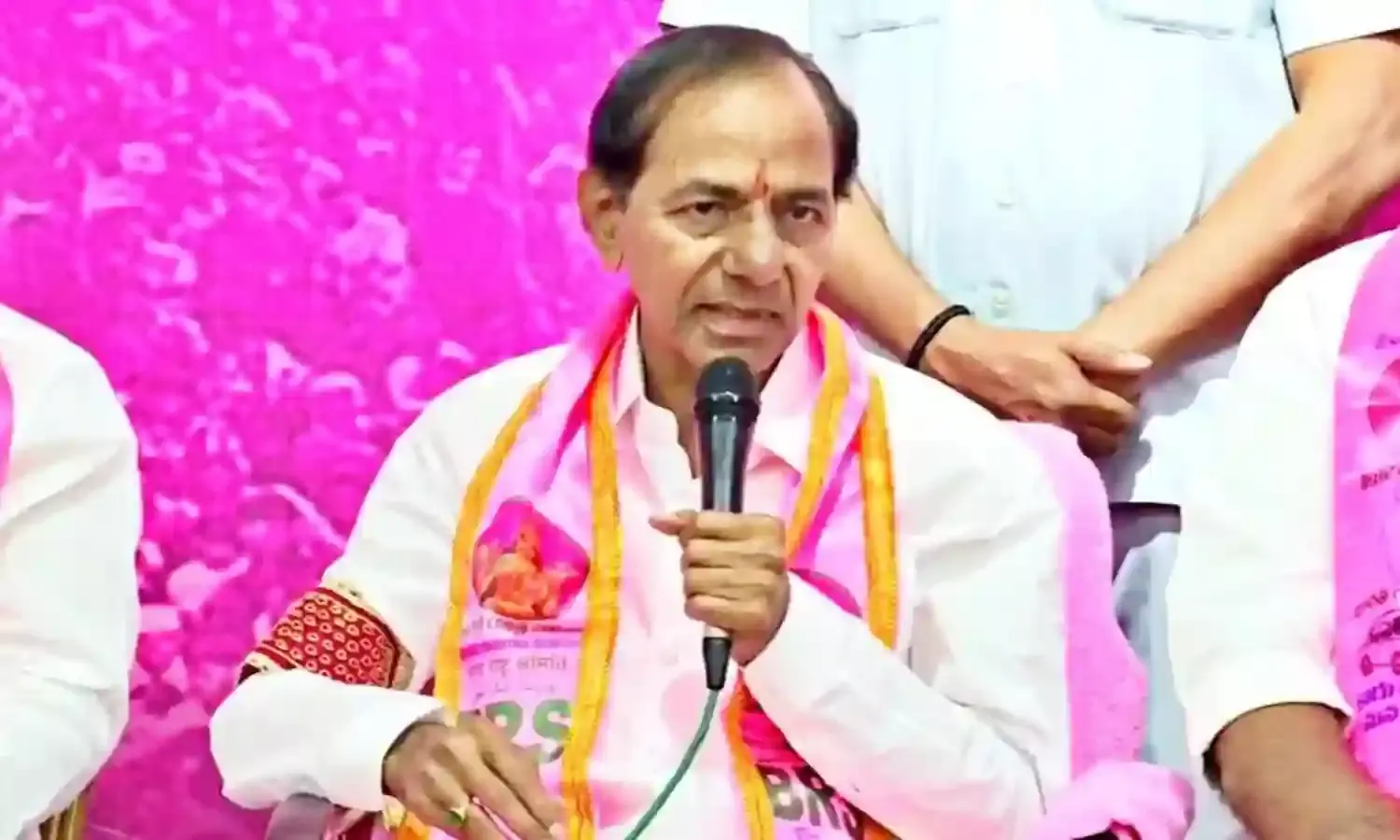 KCR : రాజ్యసభ ఎన్నికల్లో బీఆర్ ఎస్ వ్యూహం.. చిక్కుల్లో ఆ 8 మంది ఎమ్మెల్యేలు..